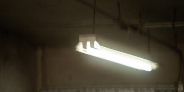 Photo Pole Twisting Floor Lamp