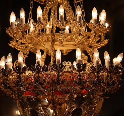 Photo brass chandelier